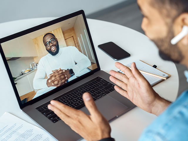 Student and teacher on a virtual meeting